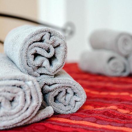Dodo Red - The House Of Travelers Apartment Como Ngoại thất bức ảnh
