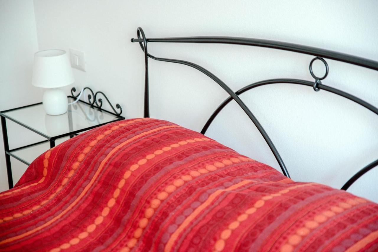 Dodo Red - The House Of Travelers Apartment Como Ngoại thất bức ảnh